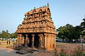 Mamallapuram - Tamil Nadu. Ganesa Ratha.